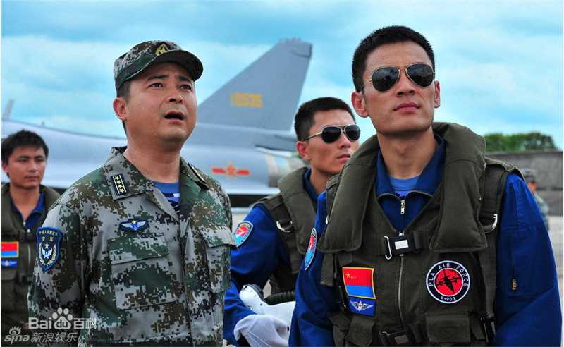 精选李光洁在2009年电影《歼十出击》饰演印双虎中的图册