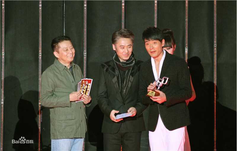 李光洁2010年荣膺华鼎偶像励志剧最佳男演员图片图册