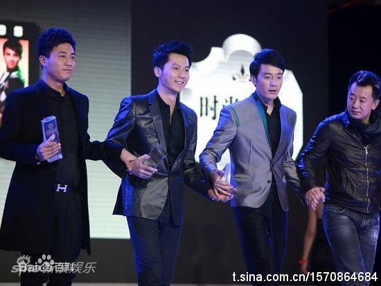 李光洁2010年荣膺华鼎偶像励志剧最佳男演员图片图册