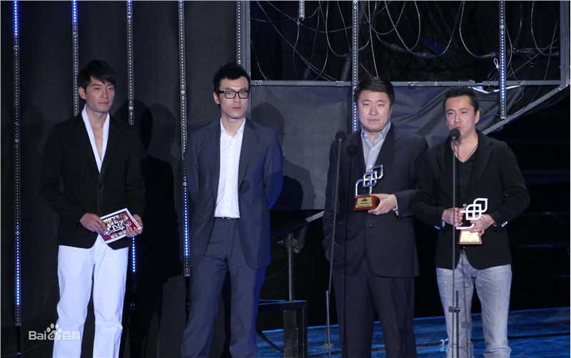 李光洁2010年荣膺华鼎偶像励志剧最佳男演员图片图册