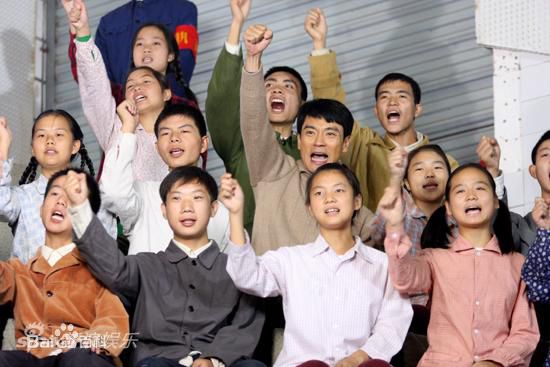 最全李光洁在2010年《山楂树之恋》饰演孙建新中的壁纸