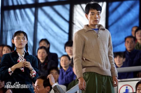 最全李光洁在2010年《山楂树之恋》饰演孙建新中的壁纸