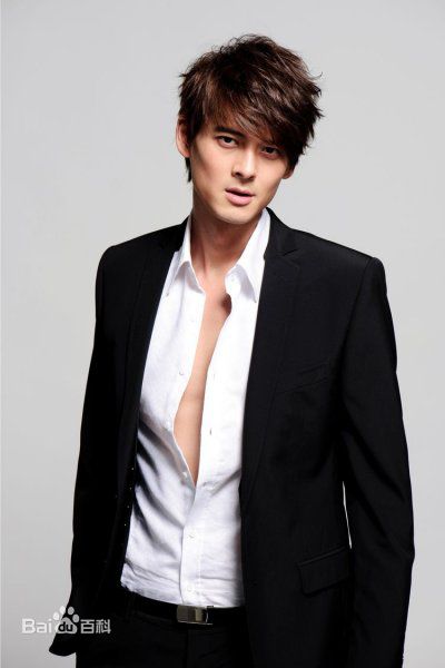 郭品超(Dylan Kuo)和安以轩壁纸壁纸