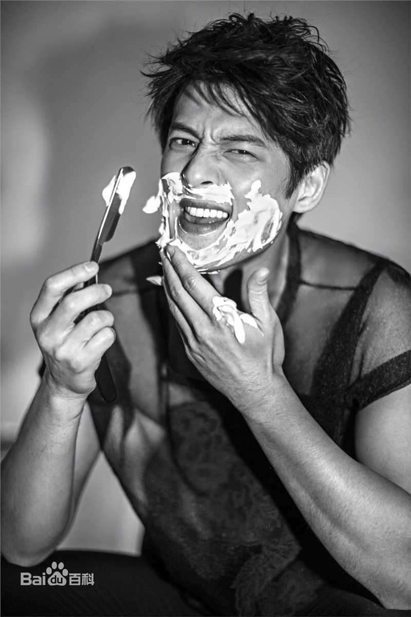 郭品超(Dylan Kuo)在《芭莎男士》中的