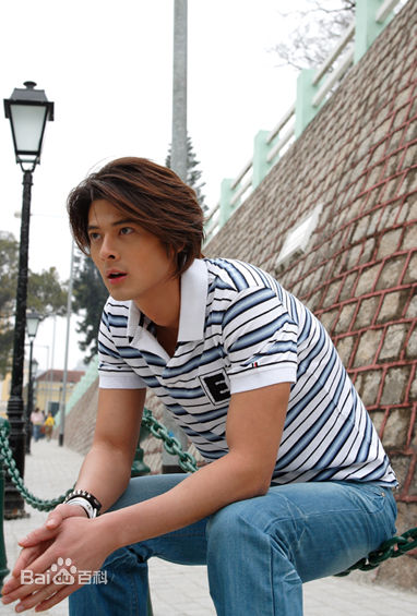 郭品超(Dylan Kuo)广告照前后照片