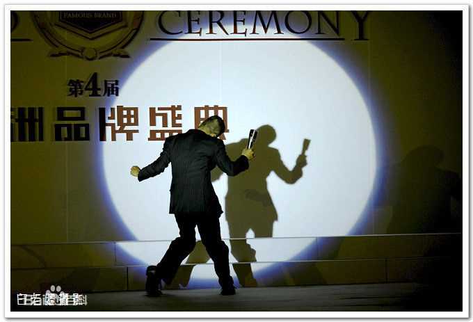 孙兴第四届亚洲品牌盛典壁纸壁纸