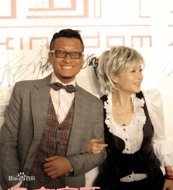 精选孙兴在《时尚王国》发布会中的图册