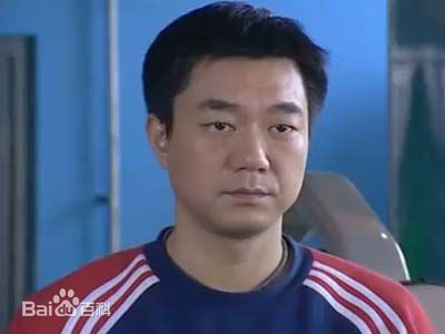 董勇在《誓不罢休》中的周军中的