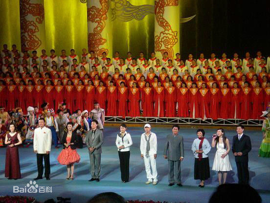 贾一平出席社会活动图册性感图片图集