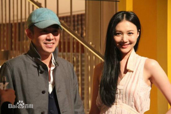 贾一平出席社会活动图册性感图片图集