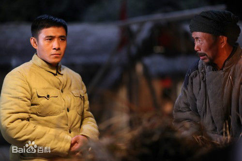 最新贾一平在《北上海1950》饰肖天亮中的壁纸