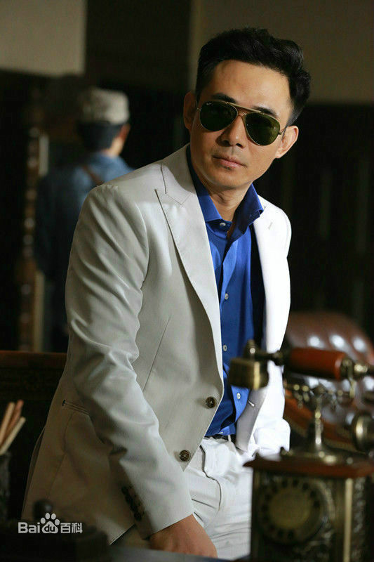 贾一平在《同门往事》饰沈放中的