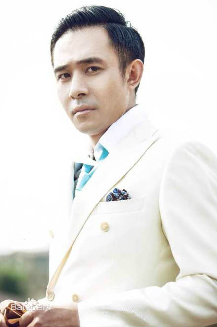 最新贾一平性感图片