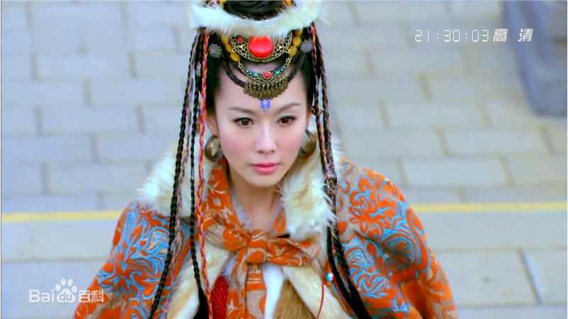 林湘萍(Yvonne Lim)凤凰牡丹--苏亚郡主前后照片