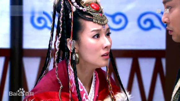 林湘萍(Yvonne Lim)凤凰牡丹--苏亚郡主前后照片