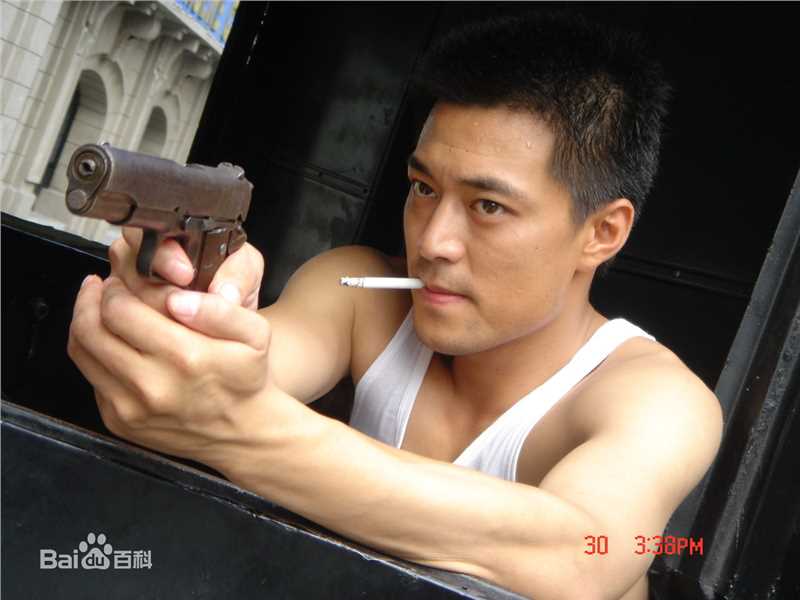 牛青峰《反串》最新剧照