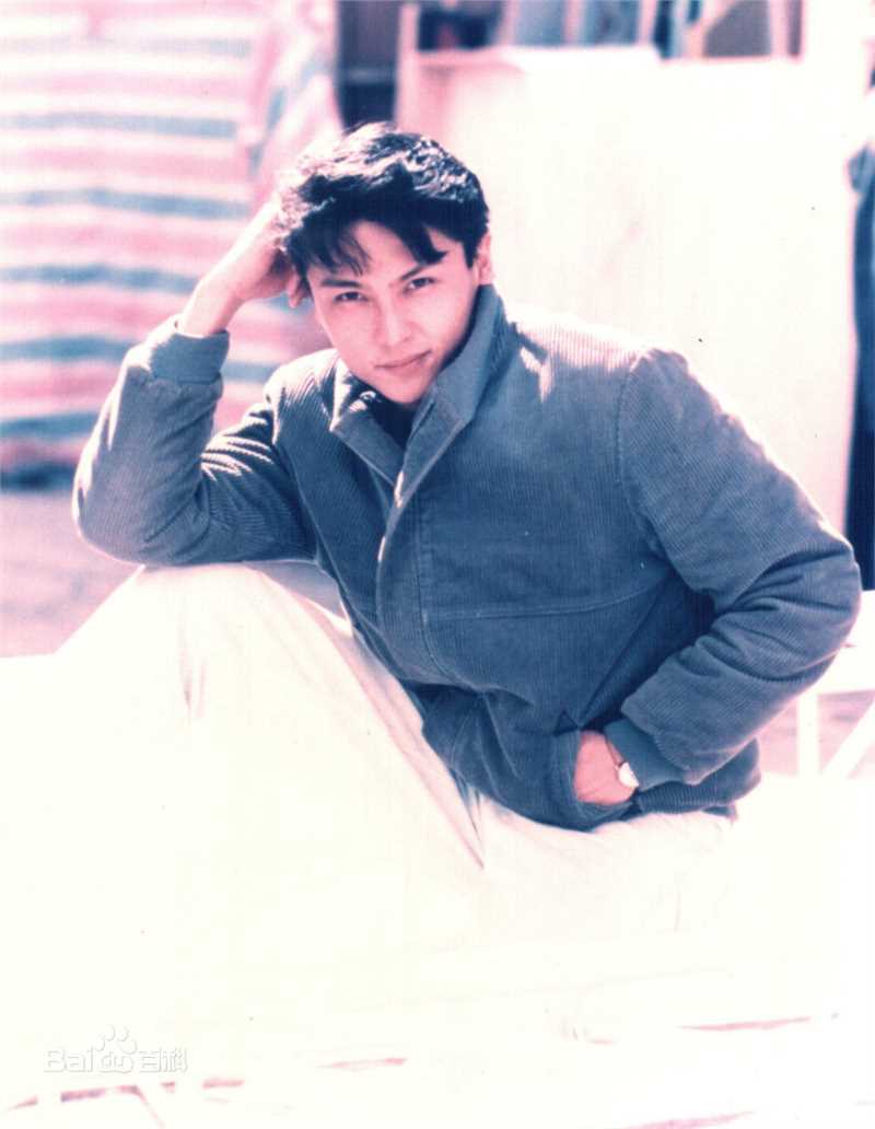 关礼杰(Eddie Kwan)早年照图册