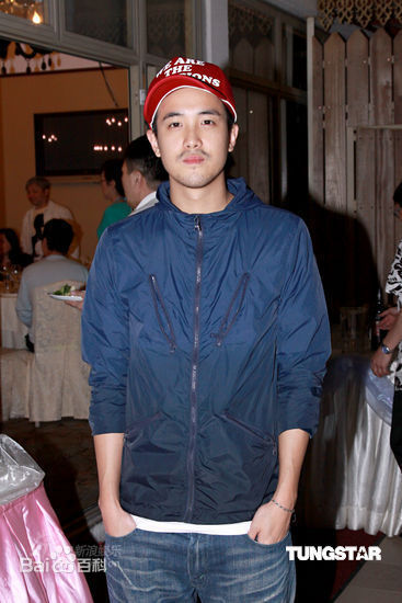 曾国祥(Derek Tsang)艺人前后照片