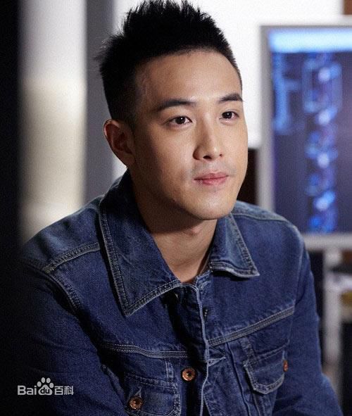 曾国祥(Derek Tsang)前后照片