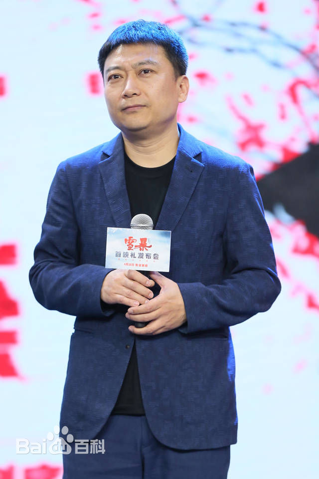 最新崔斯韦性感图片