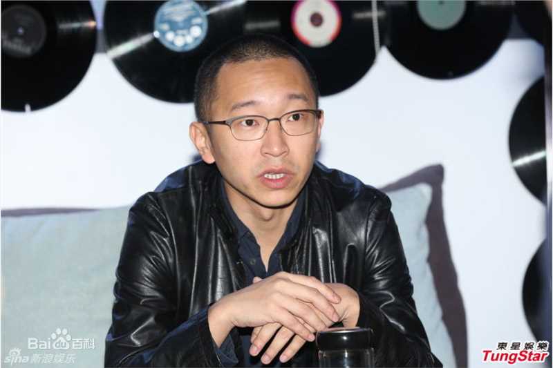 高清李霄峰性感图片