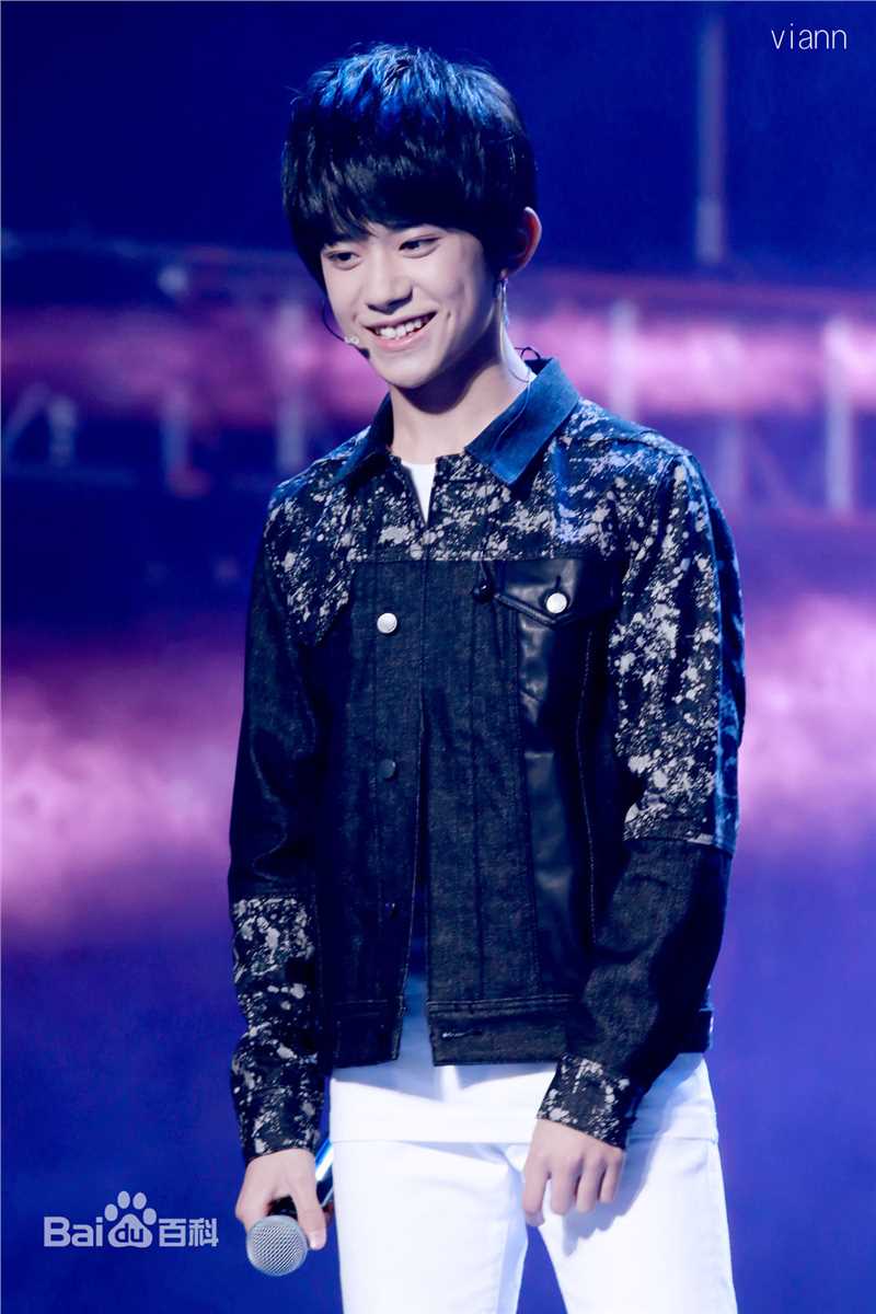 易烊千玺(Jackson)活动照（三）壁纸壁纸