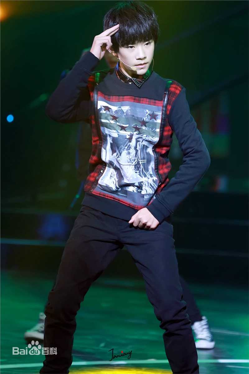 易烊千玺(Jackson)活动照（三）壁纸壁纸