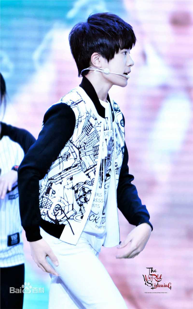 易烊千玺(Jackson)活动照（三）壁纸壁纸