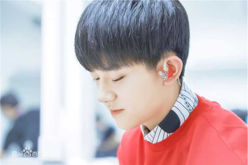 易烊千玺(Jackson)最新个人壁纸