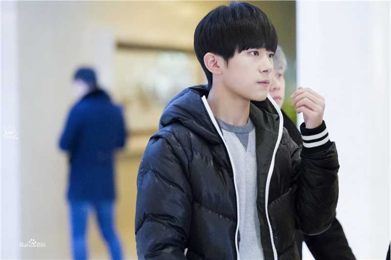 易烊千玺(Jackson)最新个人壁纸