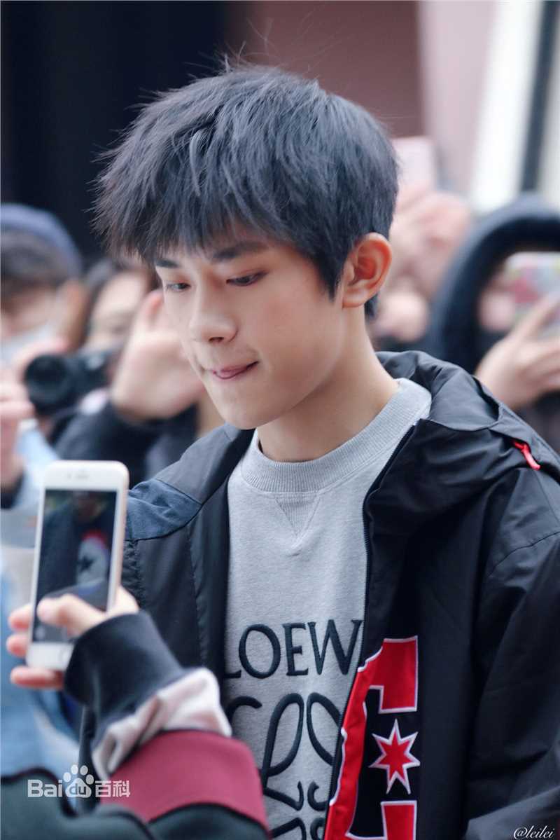 易烊千玺(Jackson)最新个人壁纸