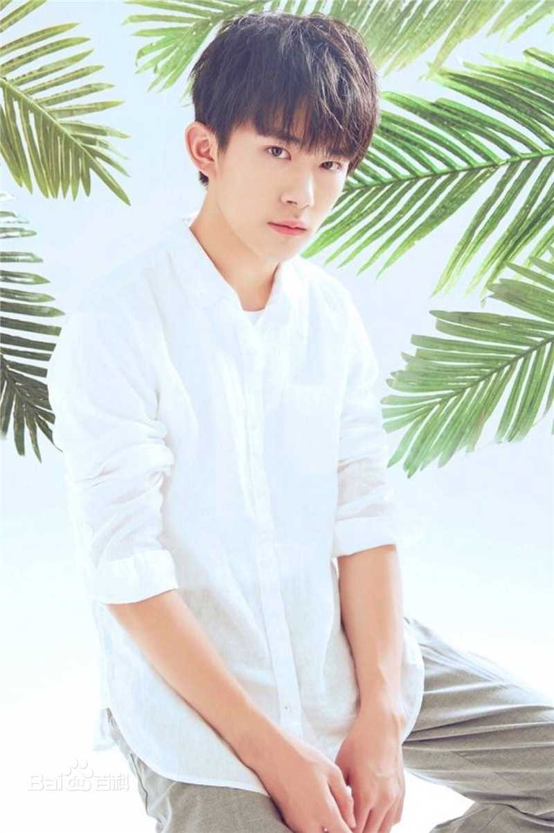 易烊千玺(Jackson)最新个人壁纸