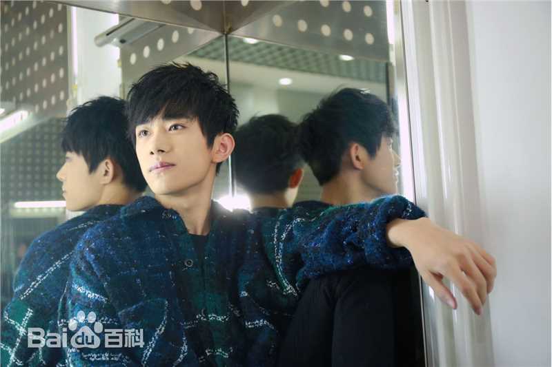 易烊千玺(Jackson)最新个人壁纸