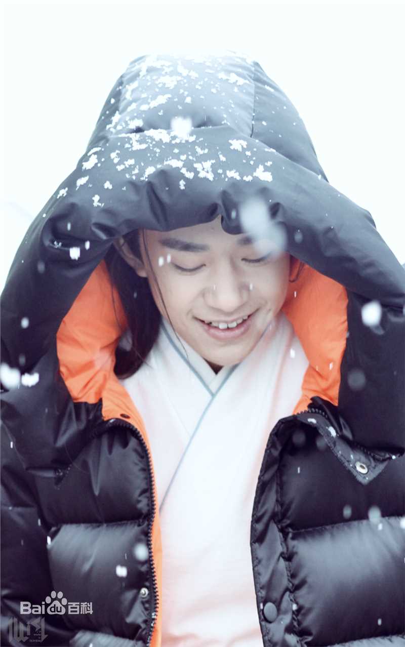 易烊千玺(Jackson)最新个人壁纸