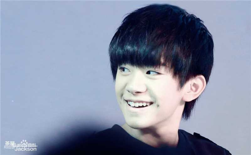 易烊千玺(Jackson)最新个人壁纸
