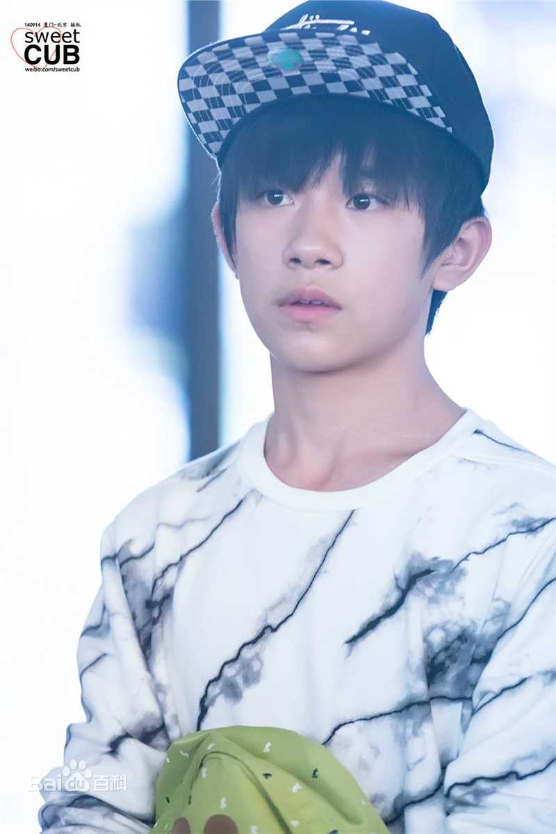 易烊千玺(Jackson)最新个人壁纸