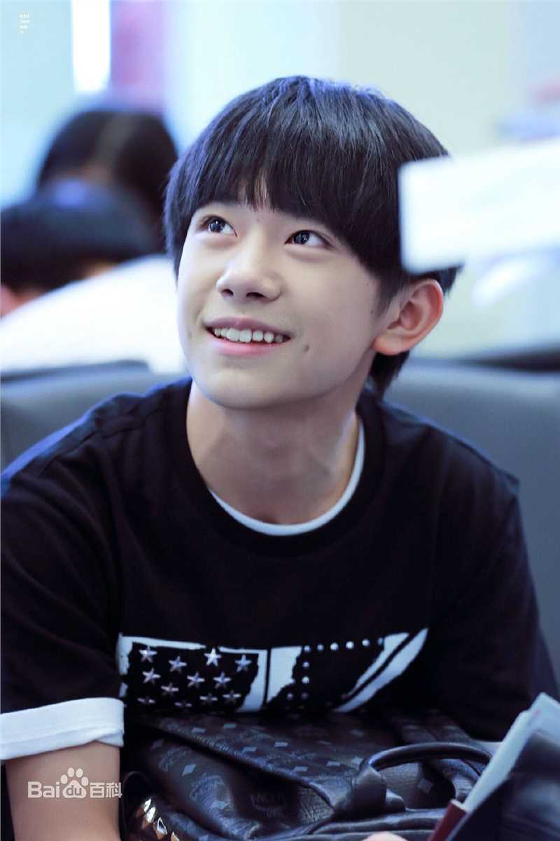 易烊千玺(Jackson)最新个人壁纸