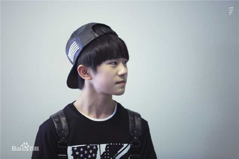 易烊千玺(Jackson)最新个人壁纸