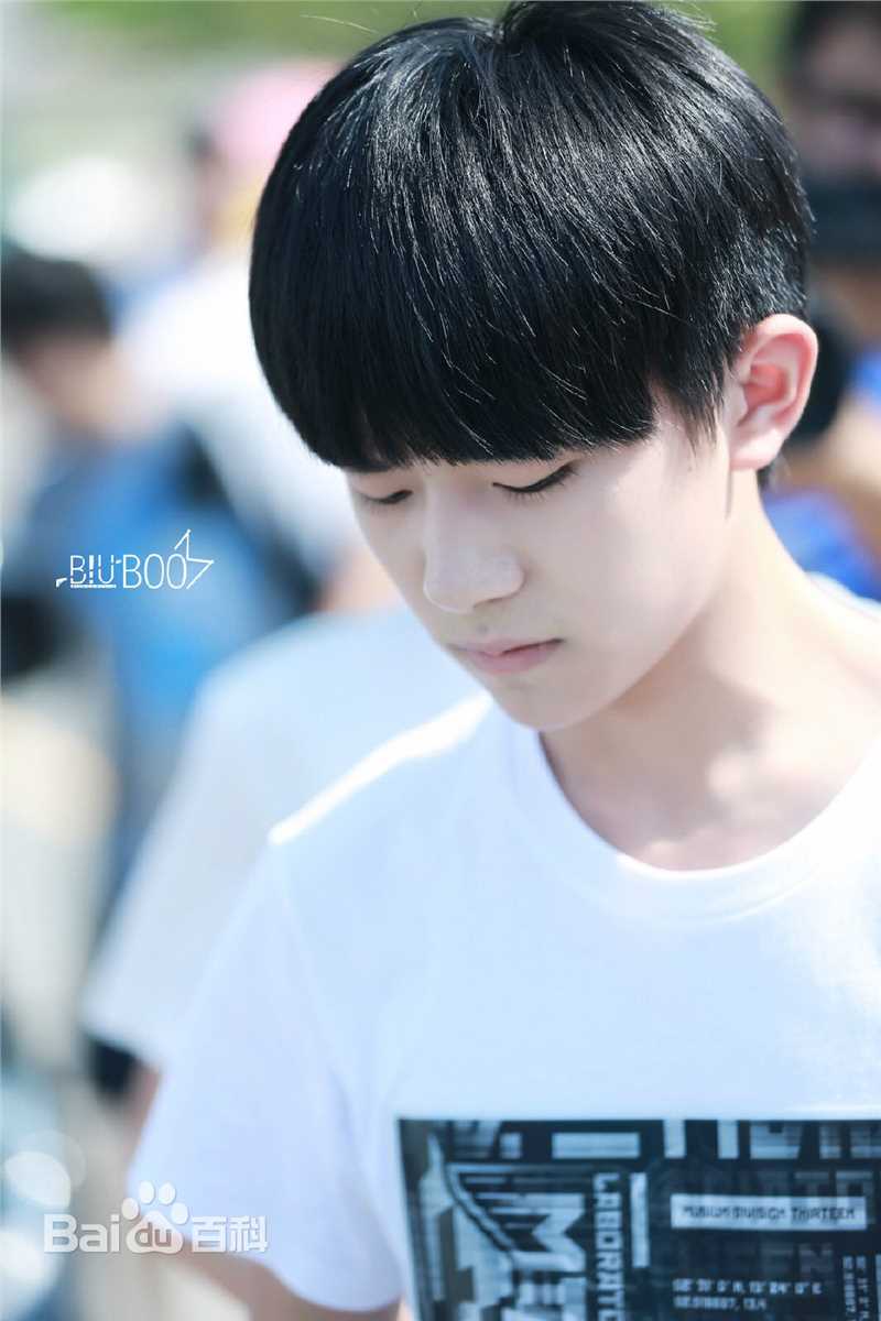 易烊千玺(Jackson)最新个人壁纸