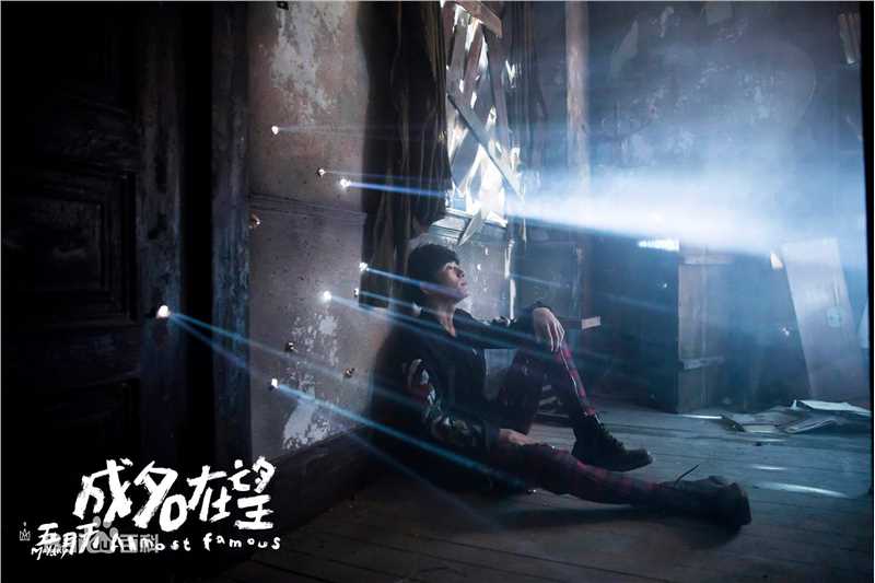 易烊千玺(Jackson)MV图册壁纸壁纸