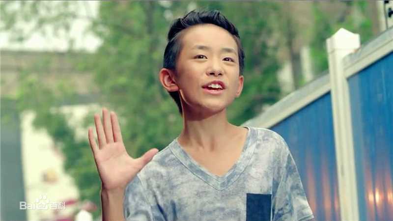 易烊千玺(Jackson)MV图册壁纸壁纸