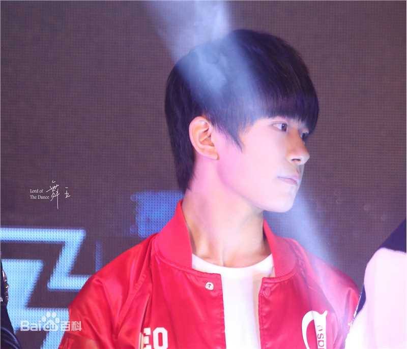 易烊千玺(Jackson)活动照（二）生活照