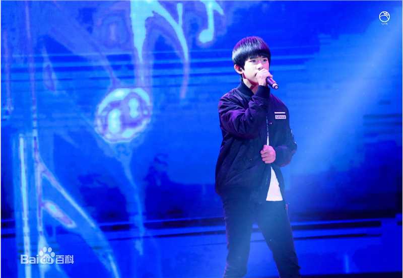 易烊千玺(Jackson)活动照（二）生活照