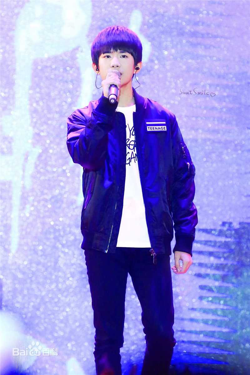 易烊千玺(Jackson)活动照（二）生活照