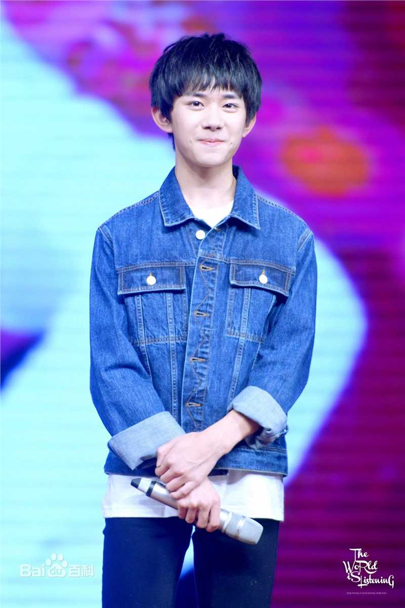 易烊千玺(Jackson)15岁生日会壁纸壁纸