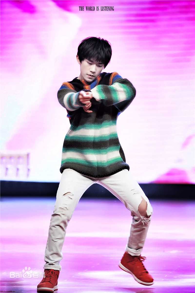 易烊千玺(Jackson)15岁生日会壁纸壁纸