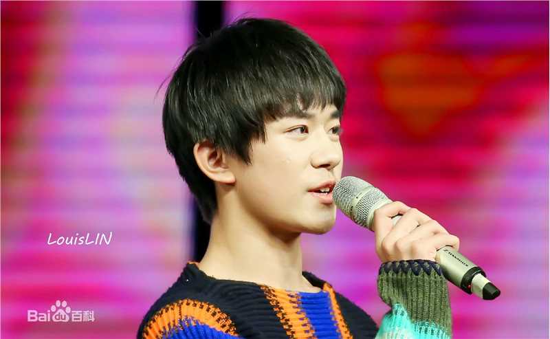 易烊千玺(Jackson)15岁生日会壁纸壁纸