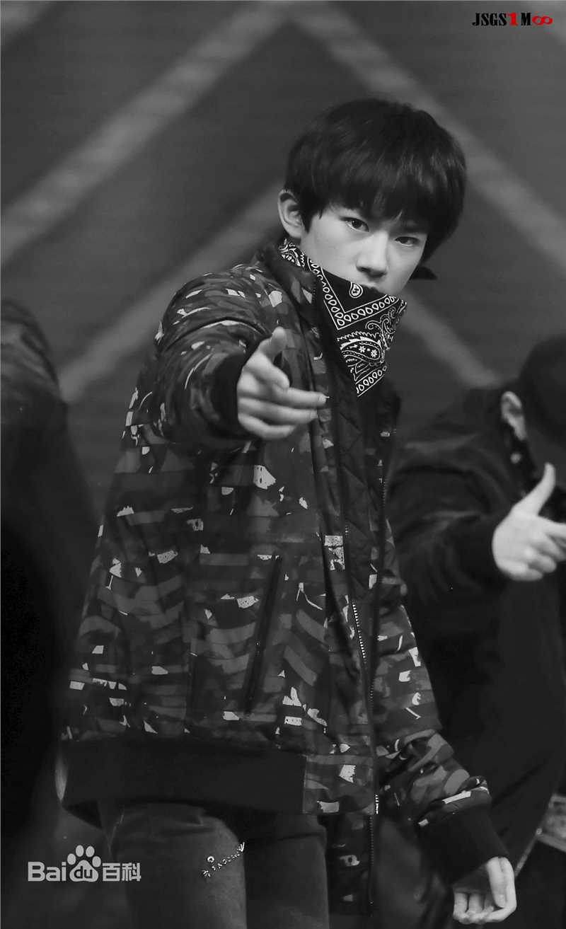 易烊千玺(Jackson)15岁生日会壁纸壁纸