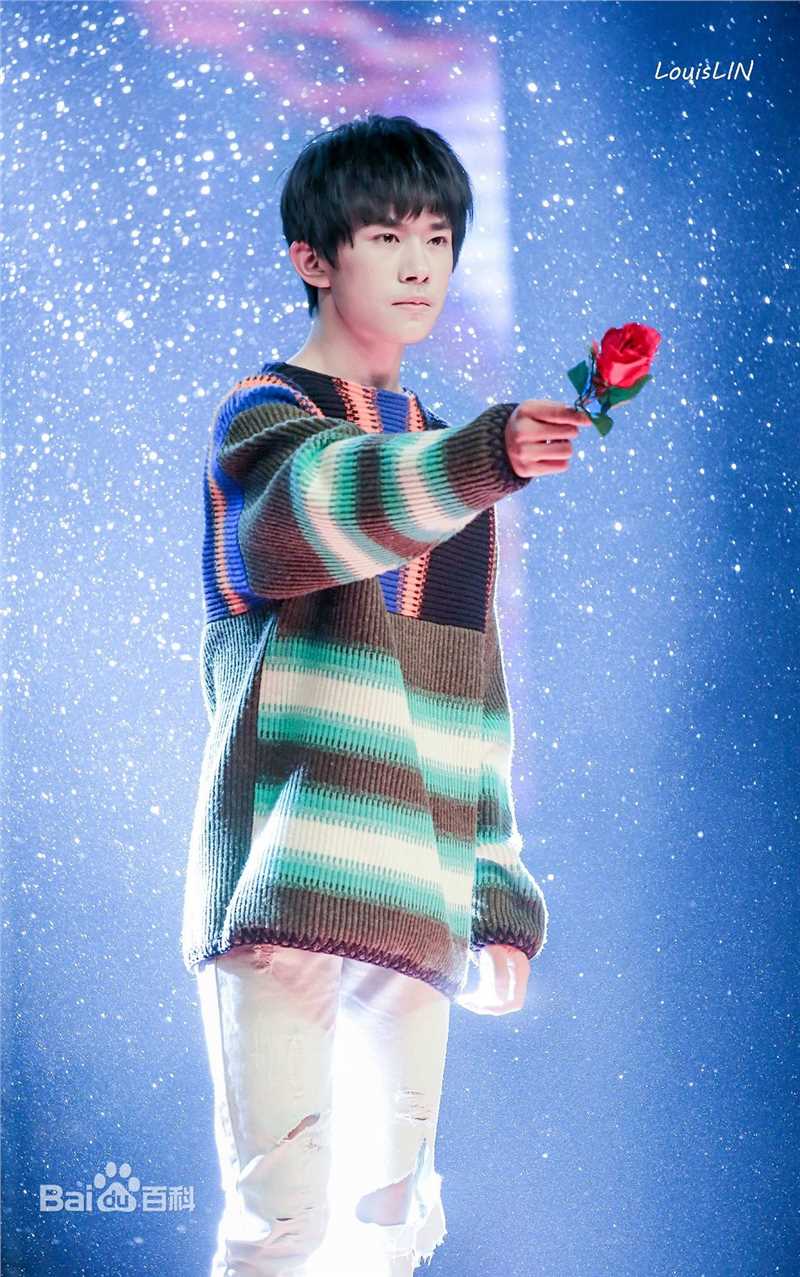 易烊千玺(Jackson)15岁生日会壁纸壁纸