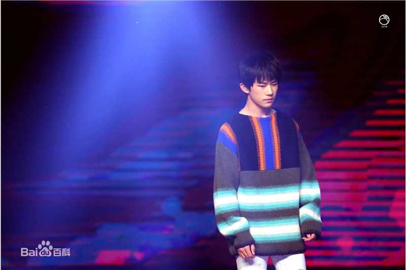 易烊千玺(Jackson)15岁生日会壁纸壁纸